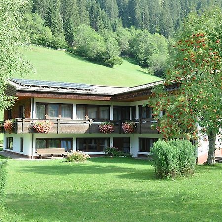 Ferienwohnungen Bailom Elbigenalp Exterior photo
